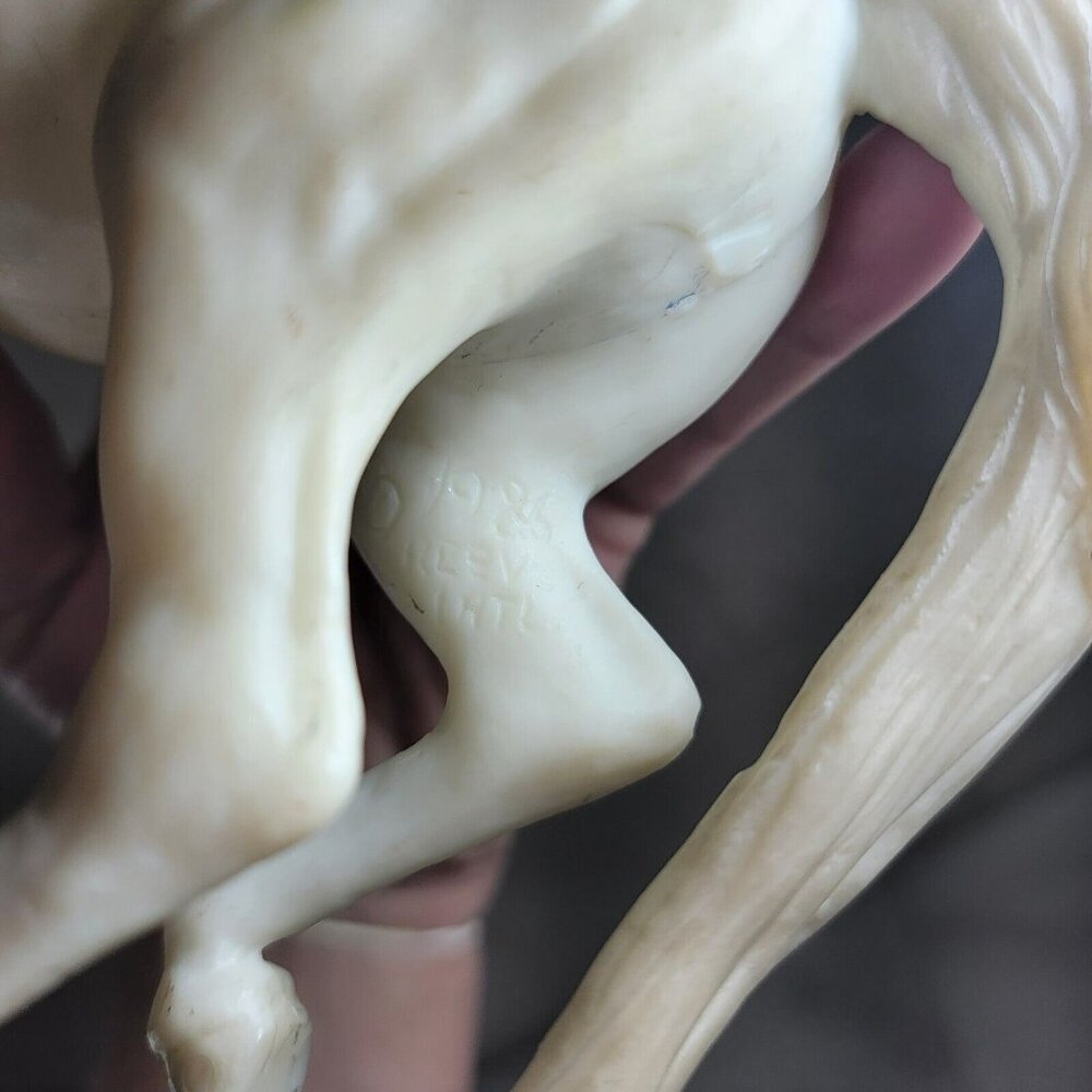Traditional Breyer Horse. Prancing White Mare. Reeves Intl 1986. 12 x 9‎ - Picture 8 of 8